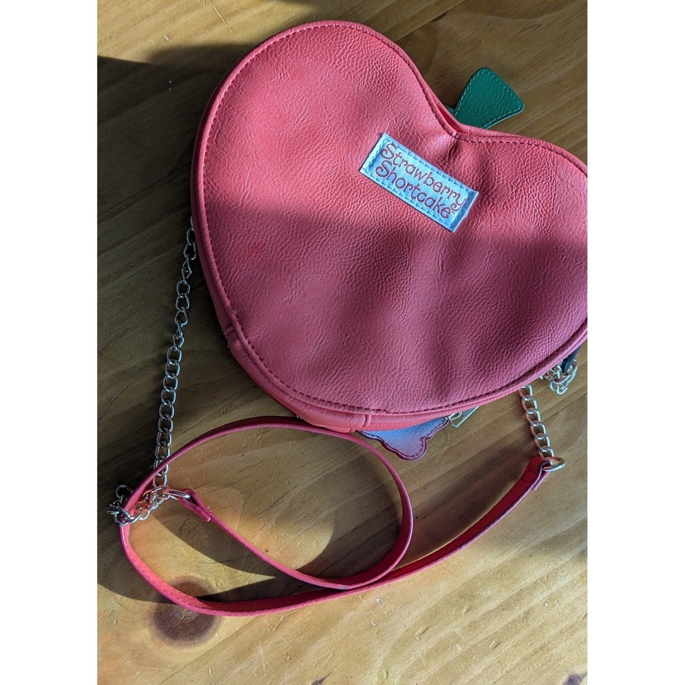 Strawberry Shortcake Fruit Shaped Crossbody Bag Red Faux Leather Novelty Purse - Picture 5 of 6